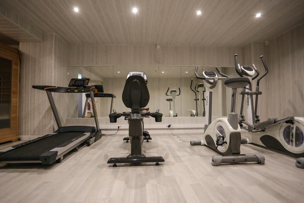 Alivi Hotel Ville-di-Pietrabugno ภายนอก รูปภาพ