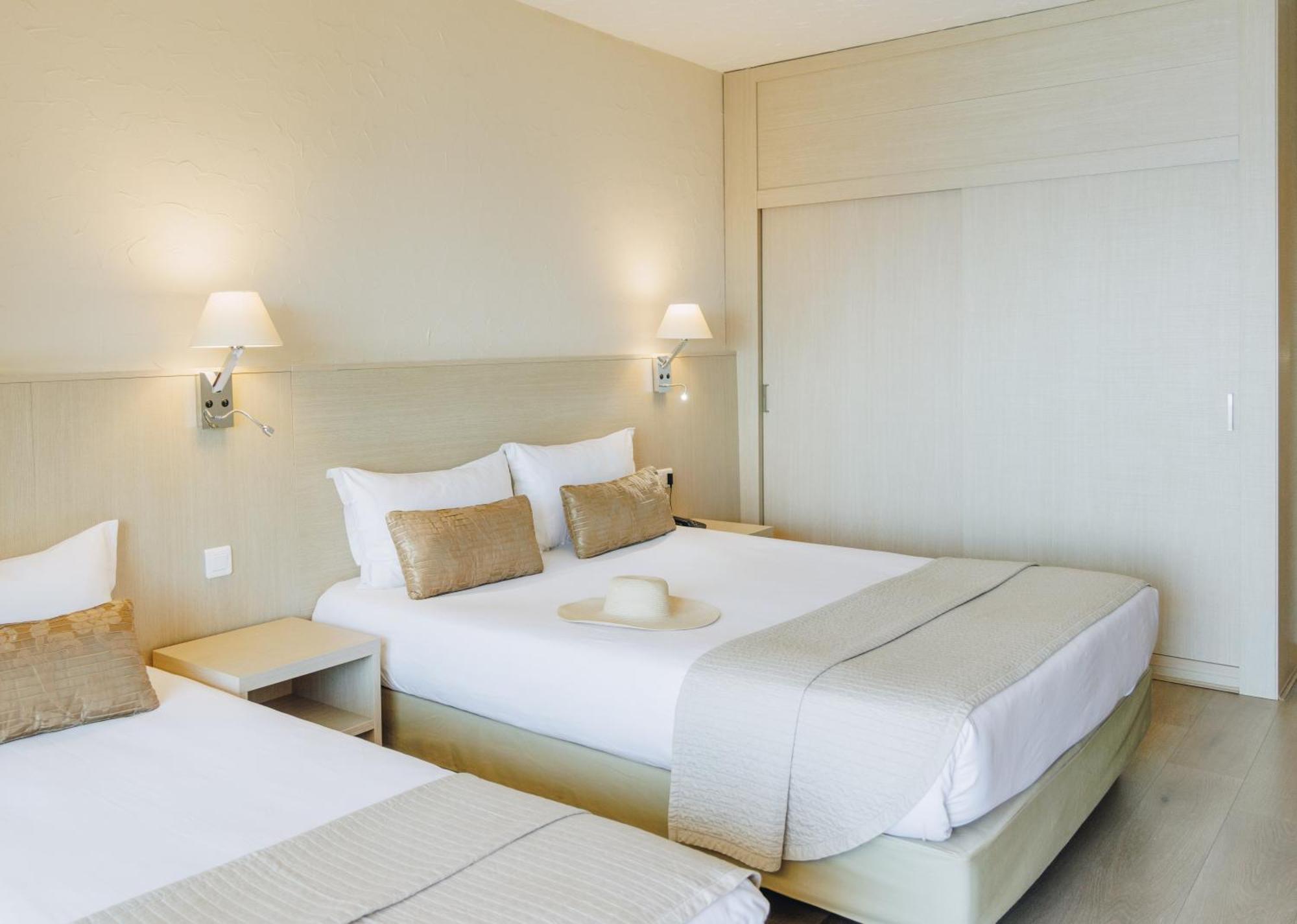 Alivi Hotel Ville-di-Pietrabugno ภายนอก รูปภาพ