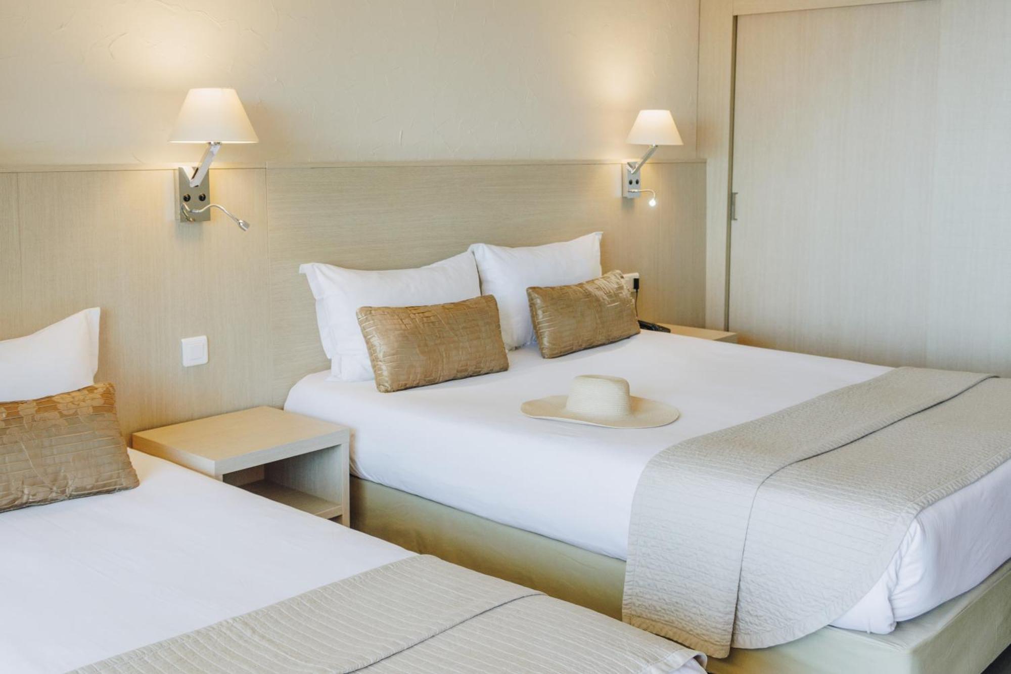 Alivi Hotel Ville-di-Pietrabugno ภายนอก รูปภาพ